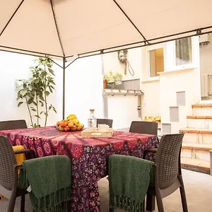 https://piso-con-patio-precioso-a-lado-del-ayuntamiento.sansebastianhotels.net
